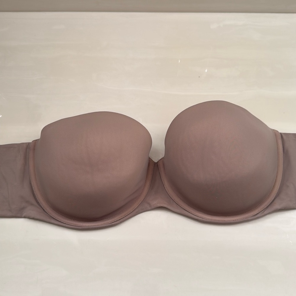CACIQUE strapless bra